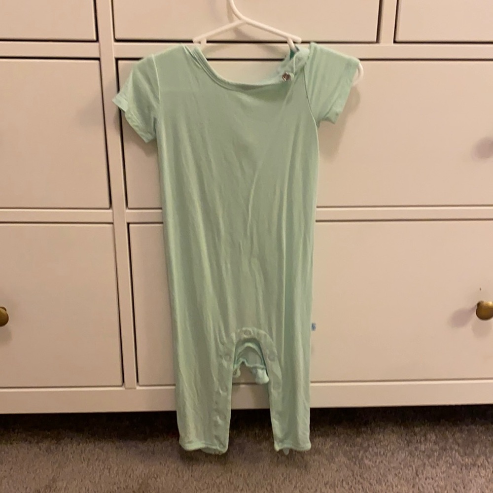 Posh Peanut mint romper size 12-18